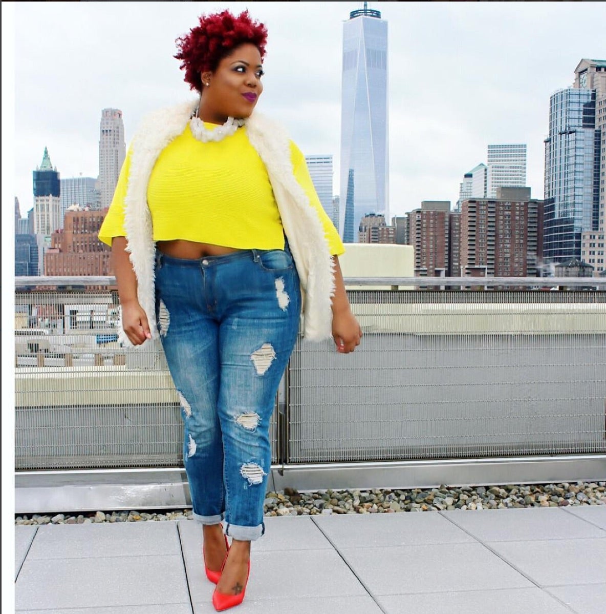 17 Fabulous Bloggers That Prove Curvy Girls and Crop Tops are the Perfect Match
